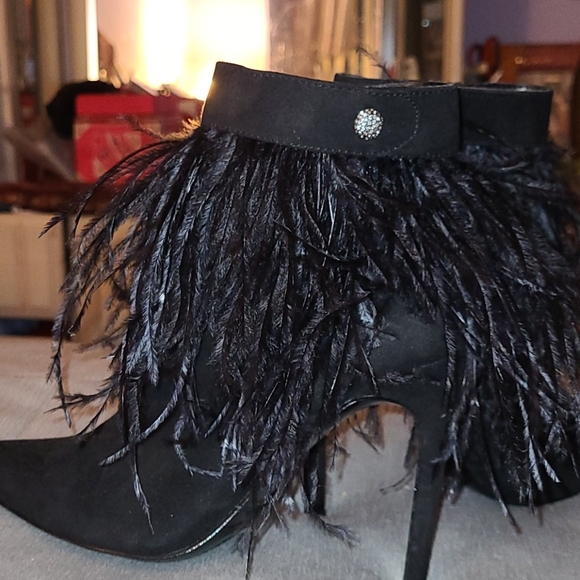 Ankle boots - Picture 2 of 2